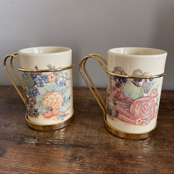 Vintage Turkish Coffee cups with Wire Handle Holder set of 2 - Picture 3 of 9